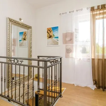 San Nicolo * Gruda